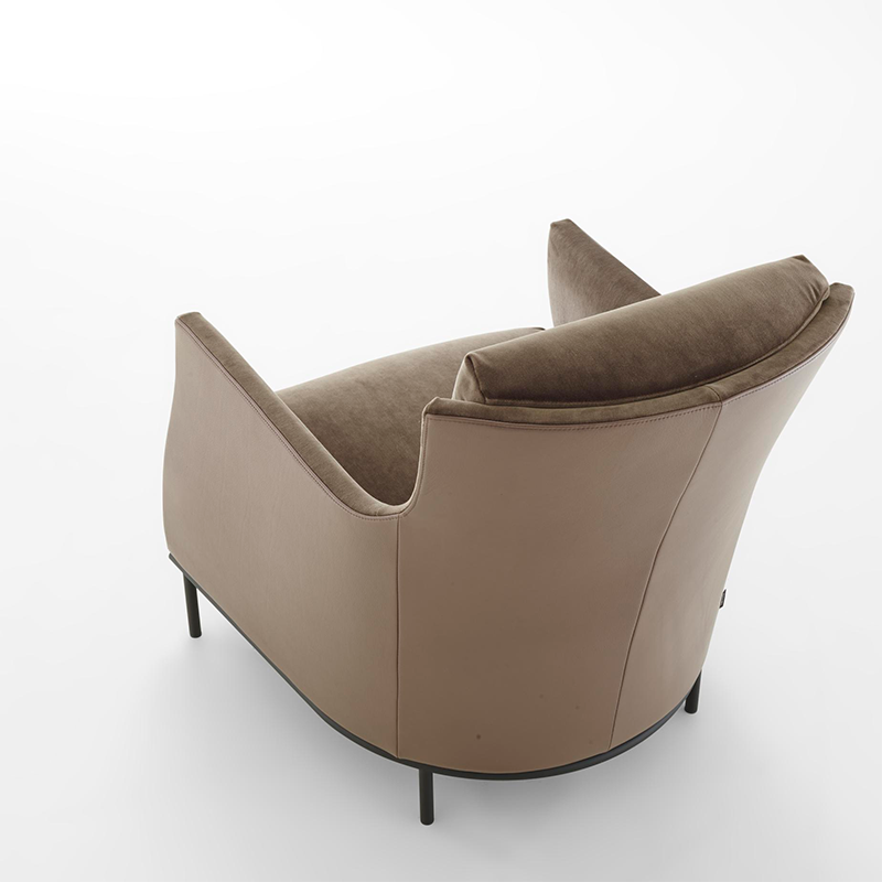 Кресло RIGA LIGNE ROSET 13501250